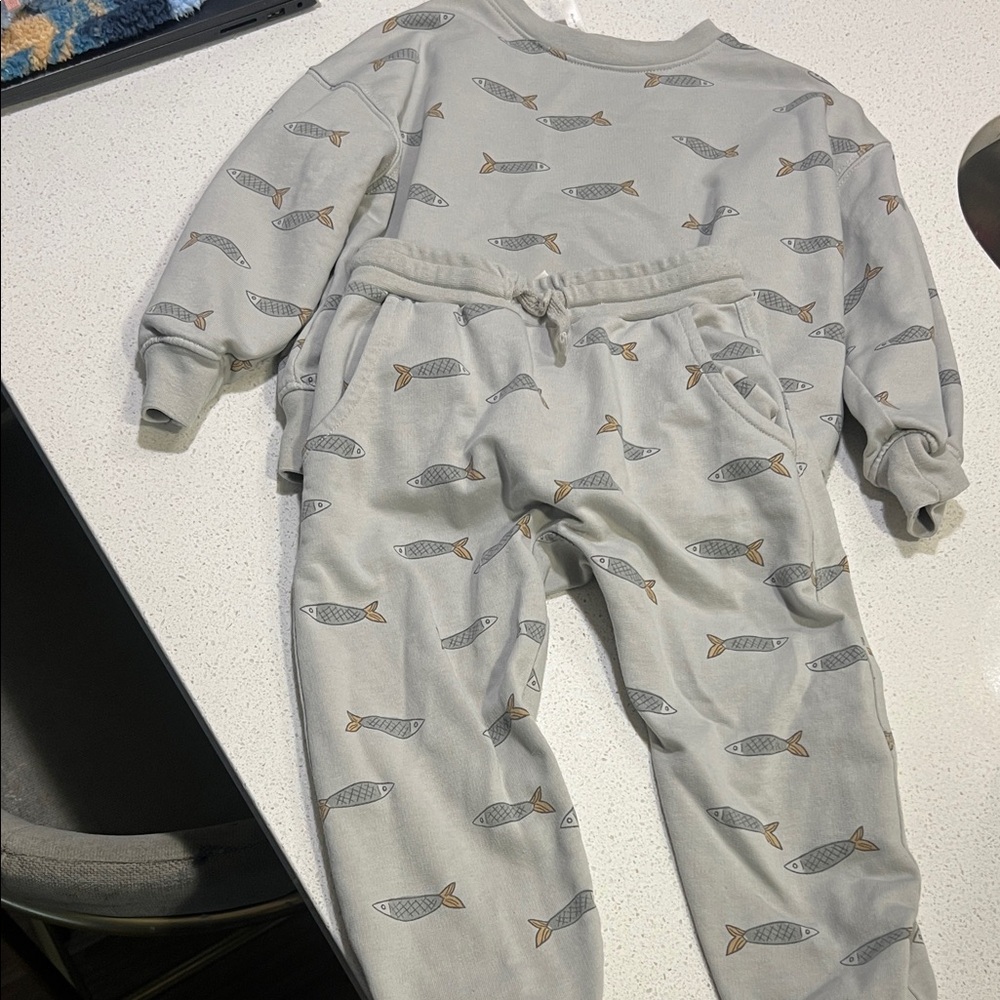 Rylee & Cru Gray Fish Patterned Kids' Sweatshirt and Pants Set